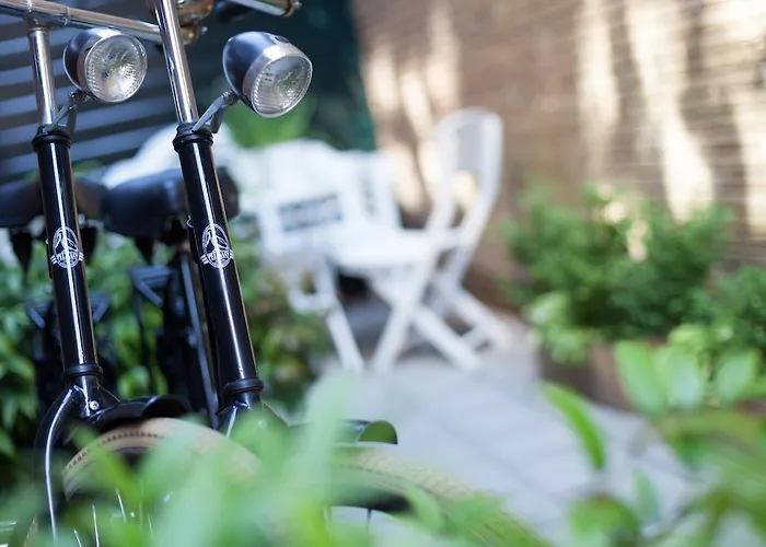 アパート Darley's ヒルフェルスム